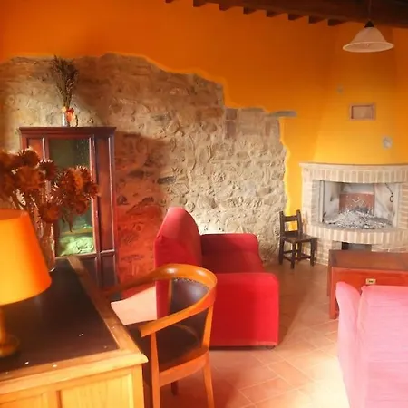 Casale L'upupa بيت للعطل *